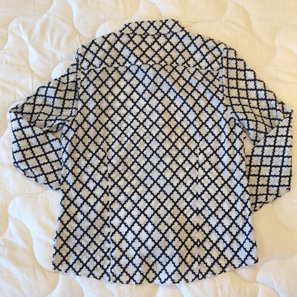 Crown and Ivy Petite navy and white button down. - Picture 5 of 5